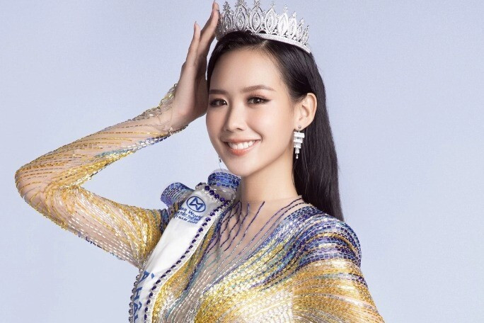 Thông điệp về sắc đẹp và tri thức
