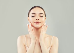 Bí Quyết 1: Tăng Cường Chống Nắng Mỗi Ngày